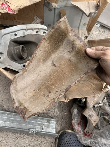 Другие автозапчасти: Запчасти для Mitsubishi space gear — 99