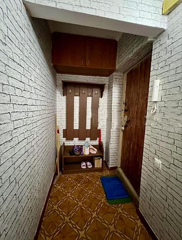 Продажа квартир: 1 комната, 32 м², 6 мкр 104 серия, 3 этаж, Косметический ремонт — 5