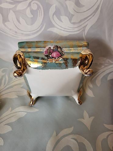 Ostali antikviteti: Satula porcelanska iz 70ih godina. Satula porcelanska motivi — 17