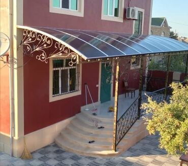 Naveslər, markizlər: Möhkəm metal konstruksiyalı və polikarbonat örtüklü, qövs formalı — 9