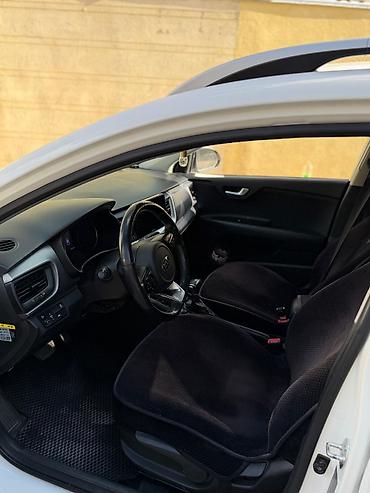 магнитолы для авто: Kia Stonic: 2018 г., 1.6 л, Автомат, Дизель, Кроссовер — 6