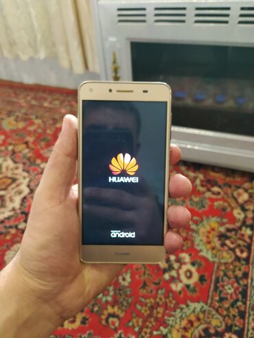 30 manata telefon: Huawei C218, 2 GB, rəng - Qızılı, Sensor, İki sim kartlı