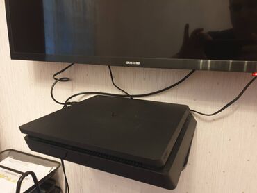 irshad playstation 4: Ideal veziyyetde PS4 500gb jail break olan playstation satilir 70den