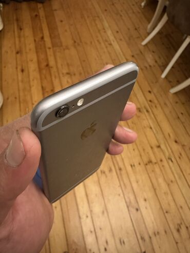 Apple iPhone: IPhone 6s, 32 GB, Gümüşü, Barmaq izi, Face ID