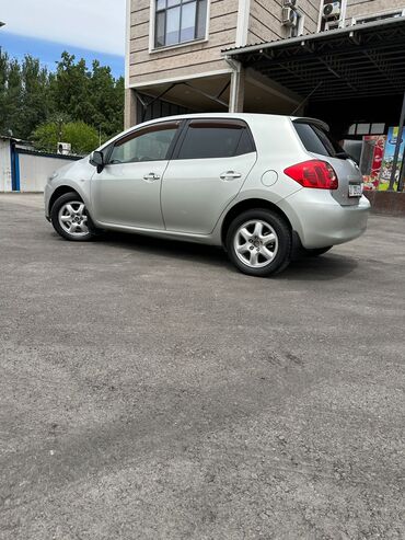 арзан машина сатылат: Toyota Auris: 2008 г., 1.6 л, Робот, Бензин, Хэтчбэк