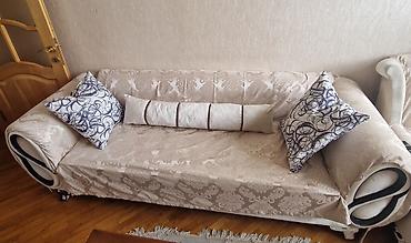 salon divan: Klassik üslubda yumşaq mebel dəsti - Tərkib: 3 nəfərlik divan + 2 — 2