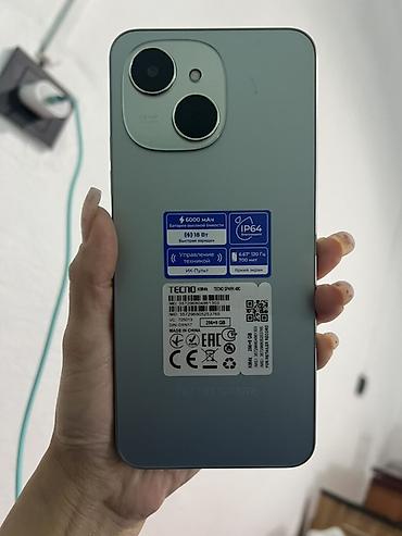 micro cd: Tecno Spark, Б/у, 256 ГБ, цвет - Серый — 1