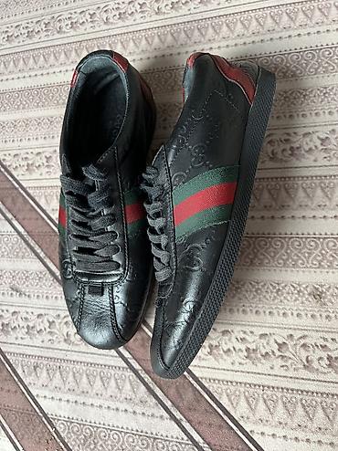 Детская обувь: Обувь для мальчика отдам за 700 с
Обувь для девочки по 500 сом — 14