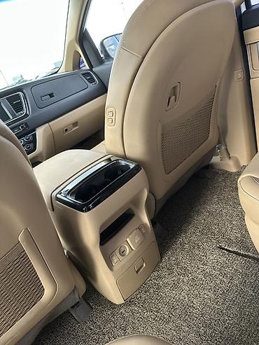 Унаа сатуу: Kia Carnival: 2019 г., 2.2 л, Автомат, Дизель, Вэн/Минивэн — 10
