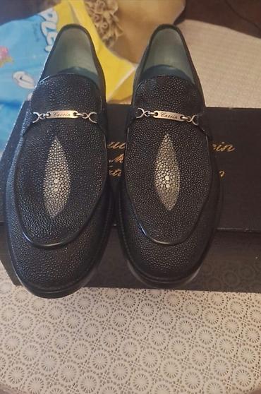 - Kişi üçün klassik loafer ayaqqabılar - Rəng: qara - Üst hissə lalafo.az -da - Kişi üçün klassik loafer ayaqqabılar - Rəng: qara - Üst hissə