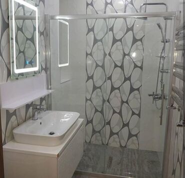 Duş kabinaları, arakəsmələr: Yeni Arakəsmə, Künc üçün, Pulsuz çatdırılma — 8
