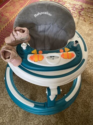 ходунок детский от 6 месяц: Ходунок 1800
В отличном состоянии