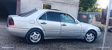 motor bmw: Mercedes-Benz C-Class: 2.2 l | 1993 il Sedan — 8
