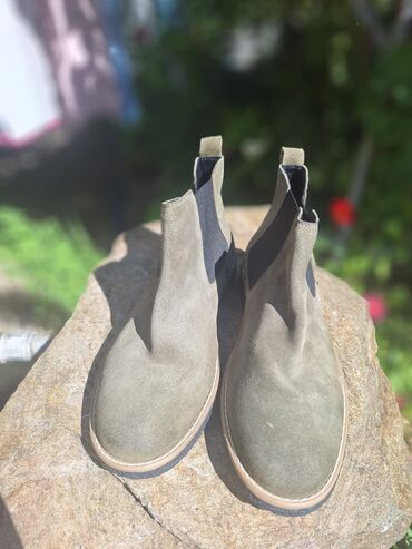 Gležnjače: Ženske kratke čizme – više modela Muške cipele. cena od 30 do 60 — 25