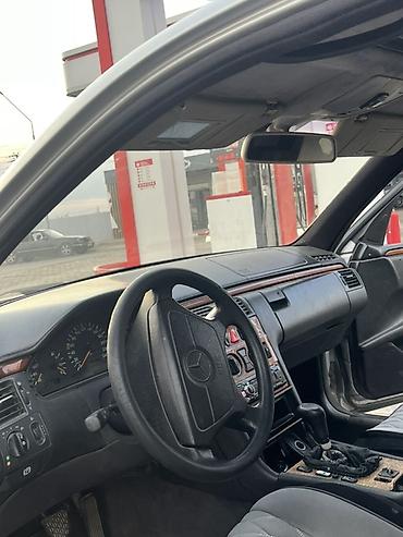 рул мерс 210: Mercedes-Benz E-Class: 1998 г., 2 л, Кол менен иштөөчү, Бензин, Седан — 7
