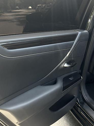 на rx harrier: Lexus ES: 2019 г., 2.5 л, Вариатор, Бензин, Седан — 7