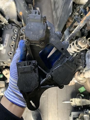 Блок заслонок впускного коллектора Ford (рамка с тремя сервоприводами)