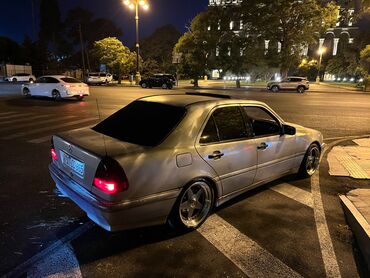 Disk təkərlər: Disk təkər Mercedes-Benz 225 / 45 / R 17, 10 Boltlu