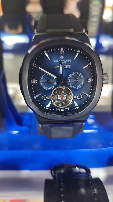 tory bruc: Patek Philippe dizaynında premium kişi qol saatları – çoxfunksiyalı və — 4