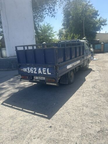 Легкий грузовой транспорт: Легкий грузовик