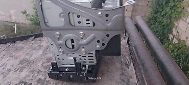 prius spoyler: Prius 20 kuzanın magintafonu sadəcə disk yeri işləmir başqa hər şeyi — 3