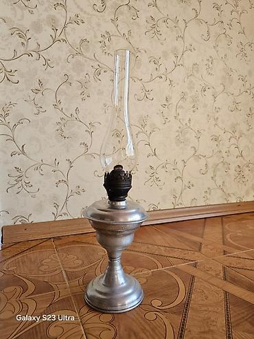 керосиновая лампа: Məhsul: klassik kerosin lampası Təsvir: - Material: metal gövdə və — 2