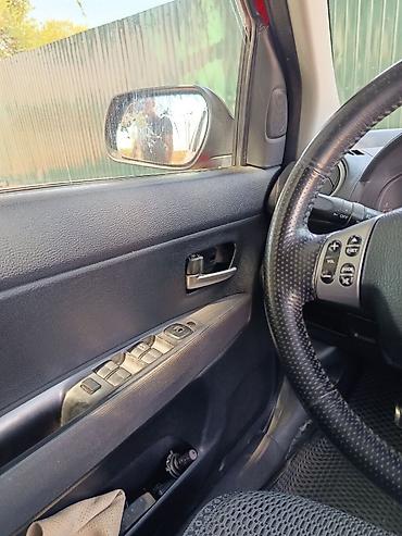 Продажа авто: Mazda Demio: 2003 г., 1.4 л, Механика, Бензин, Хэтчбэк — 6