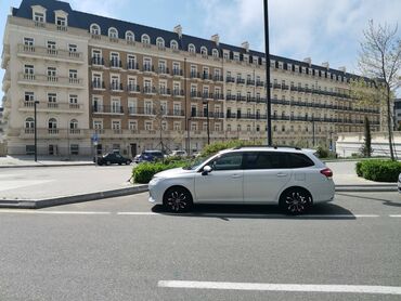 tayota carola: Toyota Corolla: 1.5 l | 2015 il Universal