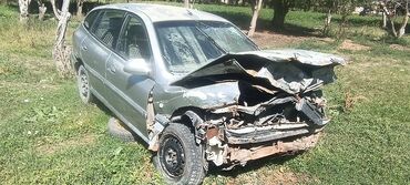 машина араб: Daewoo Nubira: 1999 г., Хетчбек