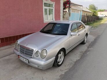 продаю мерс 124 или меняю: Mercedes-Benz E 200: 1996 г., 2.8 л, Механика, Бензин, Седан