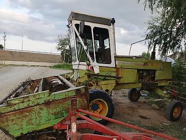 vip avto: Claas E 303 biçin kombaynı - Özgedəyişən ön biçin qurğusu: barabanlı — 1