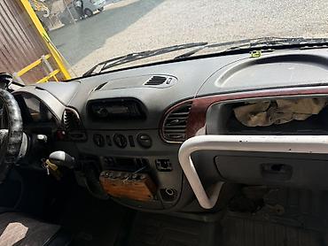 спринтеры: Mercedes-Benz Спринтер: 2000 г., 2.2 л, Механика, Фургон — 7
