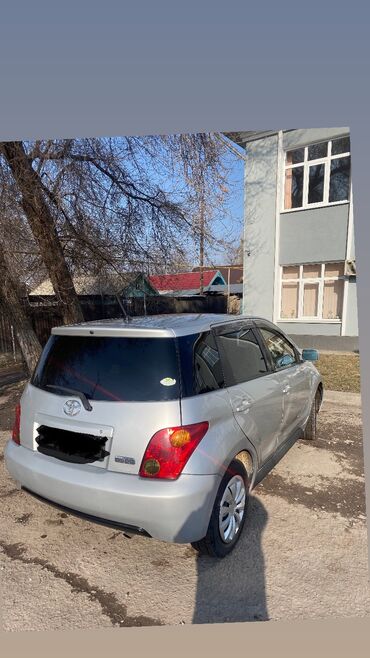 Toyota: Toyota ist: 2003 г., 1.3 л, Автомат, Бензин