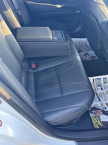 Lexus: Lexus ES: 2019 г., Гибрид, Седан — 6