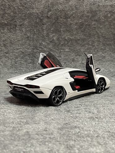 Avtomobil modelləri: Lamborghini, 2025 il, 1:24, Dəmir, Rayonlara çatdırılma, Ünvandan götürmə, Pulsuz çatdırılma — 12