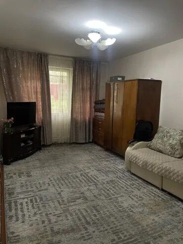 продаётся квартира в токмаке: 2 бөлмө, Кыймылсыз мүлк агенттиги, Чогуу жашоосу жок, Толугу менен эмереги бар