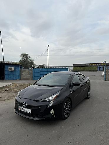 Toyota Prius: 2016 г., 1.8 л, Гибрид, Лифтбек