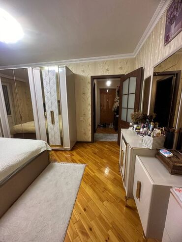 Köhnə tikili: Bakı, 3 otaqlı, Köhnə tikili, m. Həzi Aslanov, 80 kv. m -da lalafo.az — 4 Köhnə tikili: Bakı, 3 otaqlı, Köhnə tikili, m. Həzi Aslanov, 80 kv. m — 4