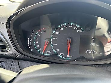 Chevrolet: Chevrolet Spark: 2016 г., 1 л, Робот, Бензин, Хэтчбэк — 18