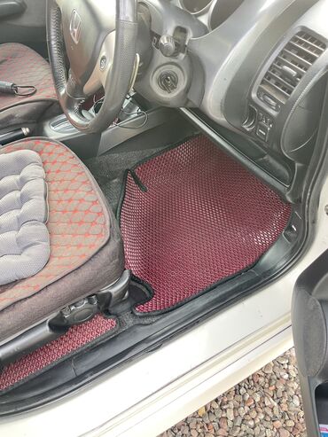 Honda: Honda Fit: 2004 г., 1.3 л, Вариатор, Бензин, Хэтчбэк — 10