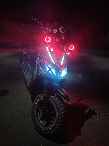 Скутеры: Тип скутера 160 куб. см, Бензин, Б/у — 10