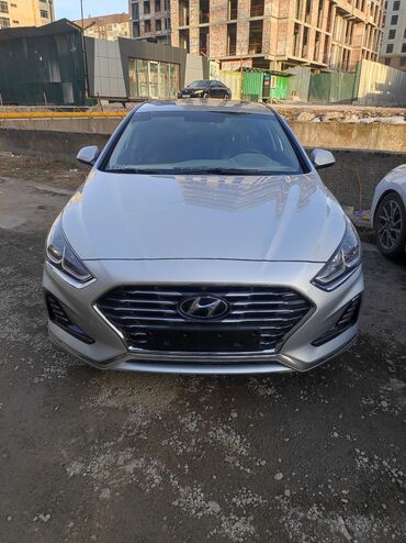 Hyundai: Hyundai Sonata: 2019 г., 2 л, Типтроник, Газ, Седан