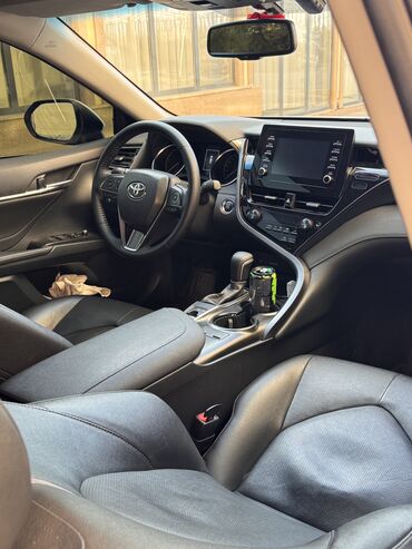 Toyota: Toyota Camry: 2021 г., 2.5 л, Автомат, Бензин, Седан — 7