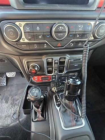 range rober: Jeep Wrangler: 2022 г., 2 л, Автомат, Бензин, Внедорожник — 4