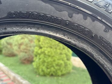 шыны на ниву: Шина с параметрами 215/60R16 95Q, предназначенная для легковых
