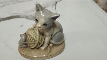коллекционные фигурки: Фарфоровая статуэтка «Котёнок с клубком и мышонком» - Материал — 1