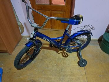 Игрушки: Б/у Трехколесные Детский велосипед 14", скоростей: 10, Самовывоз