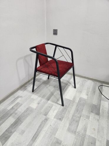 Masa və oturacaq dəstləri: Qonaq otağı üçün, Yeni, Açılmayan, Kvadrat masa, 4 stul — 2