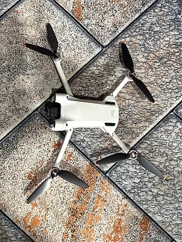 Дроны: DJI Mini 3 Fly More Combo (RC-N1) Ультралёгкий складной квадрокоптер — 1