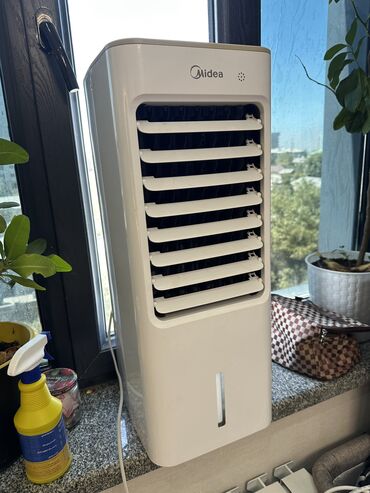 Кондиционеры: Кондиционер Midea Мобильный, Классический, Охлаждение